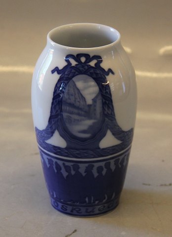 Royal Copenhagen RC Collectible Vase 1912 "Rundskuedagen" 16 cm