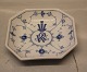 Bing & Grøndahl  Blåmålet  Hotelporcelæn 2076 Firkantet assiet ca 15 x 15 cm 
Riflet Logo RW Aks?
